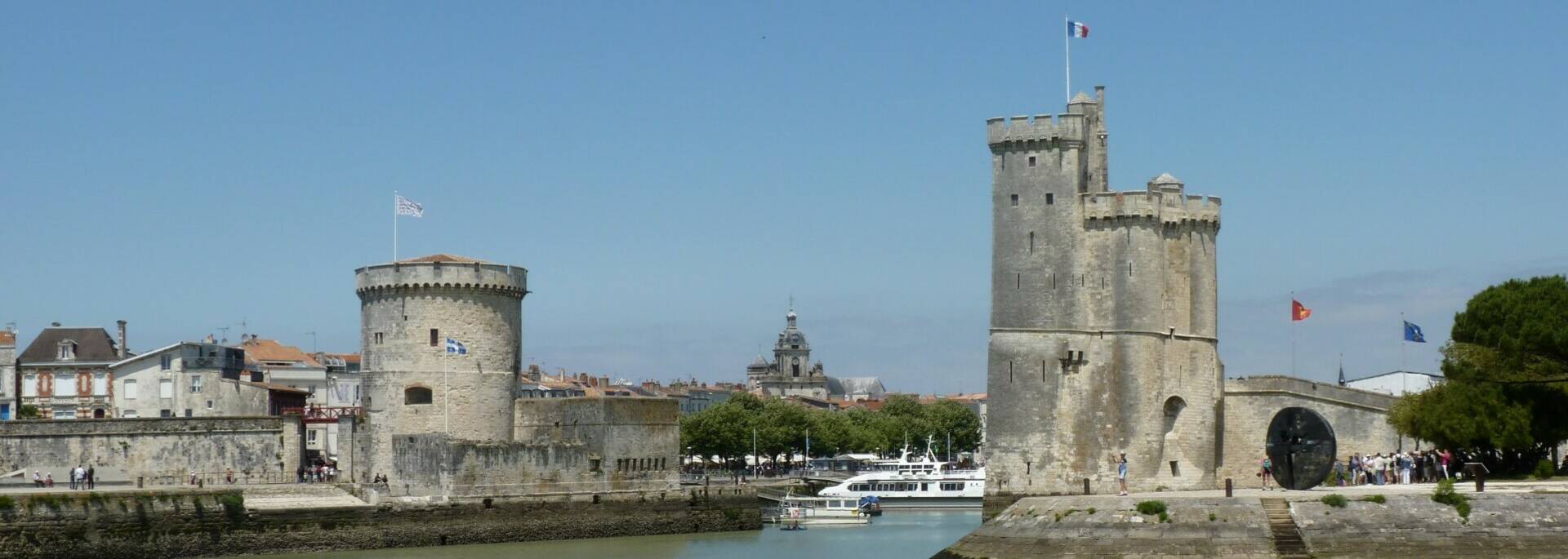 Le vieux port de La Rochelle © FDHPA 17
